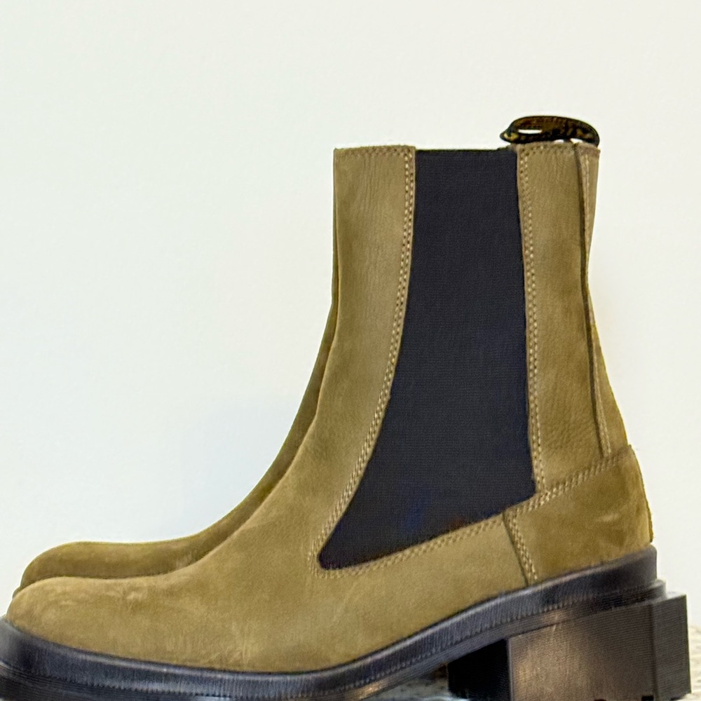 Dr. Martens
Maybole Chelsea Olive Buttersoft Boots - Picture 11 of 14